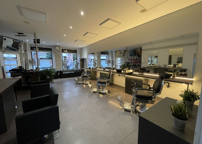Nutzerbilder Crystal Hairstudio